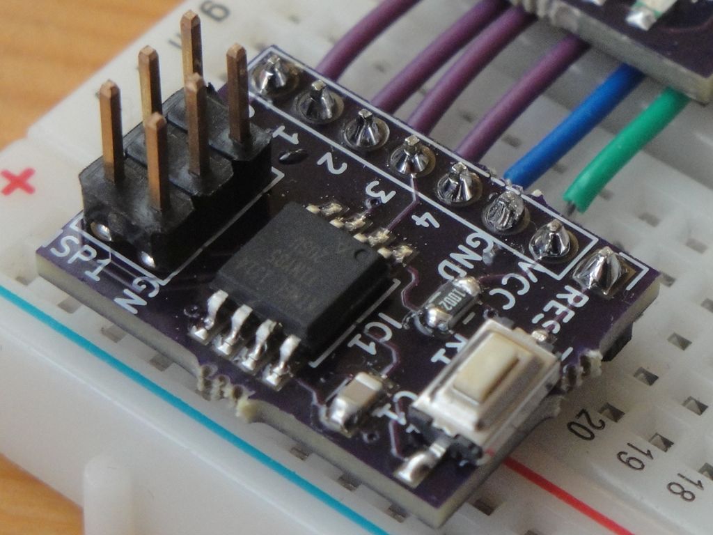 Arduino Slovakia - ATtiny85 - Blink